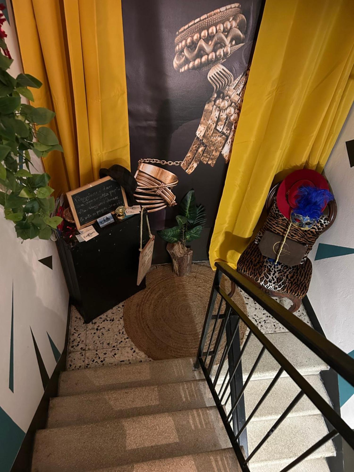 Family House Di Genny E Nicola Small Suite Кьоджа Экстерьер фото